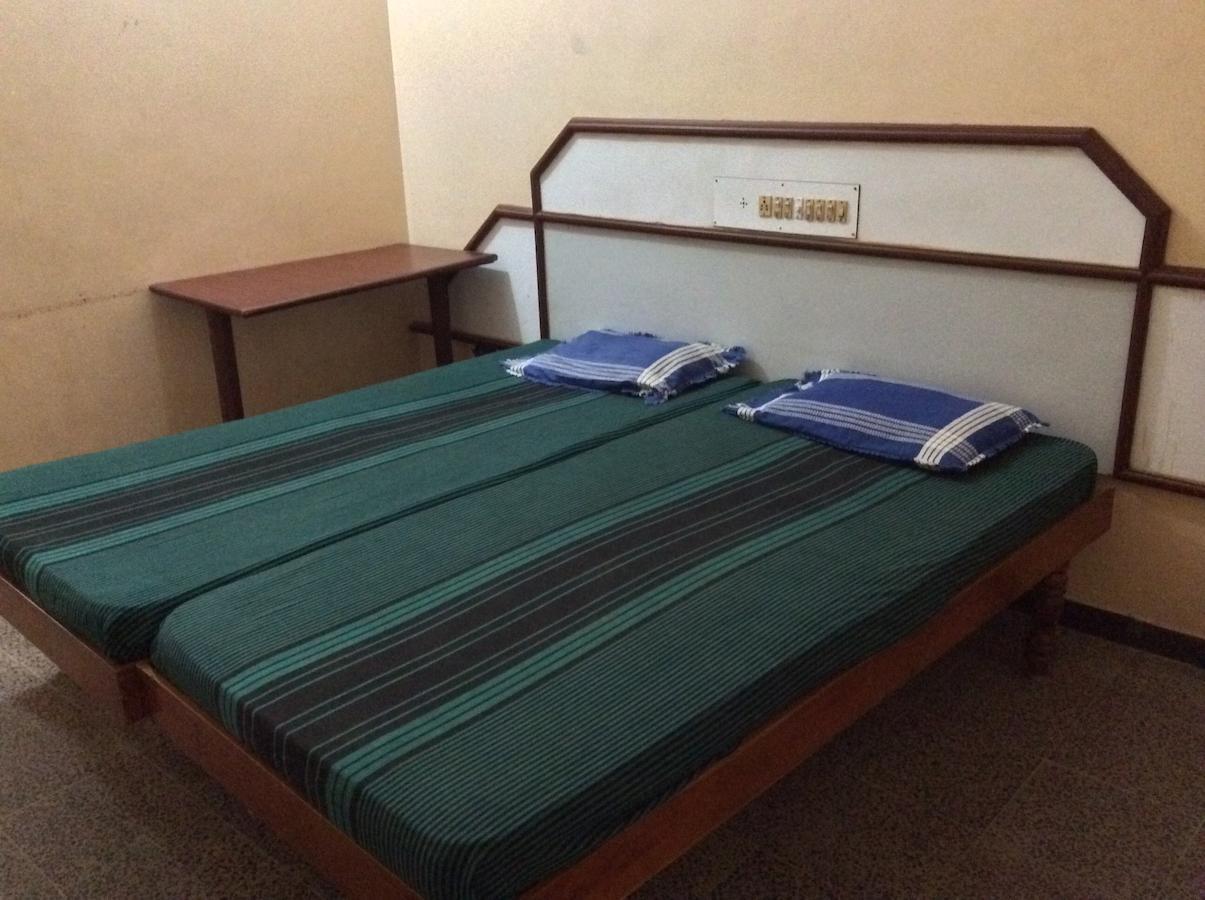 Sakthi Lodge Dharapuram Exterior photo